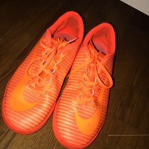 Nike Mercurial indoor soccer cleats!!